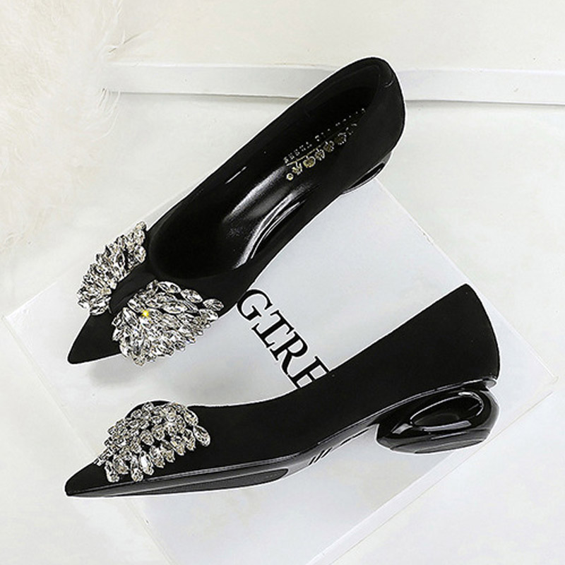 BIGTREE CRYSTAL Vlinderpuntige - Heels recensie en prijs